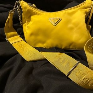 Prada Re-Edition 2005 Nylon 3 in 1 bag - Yellow